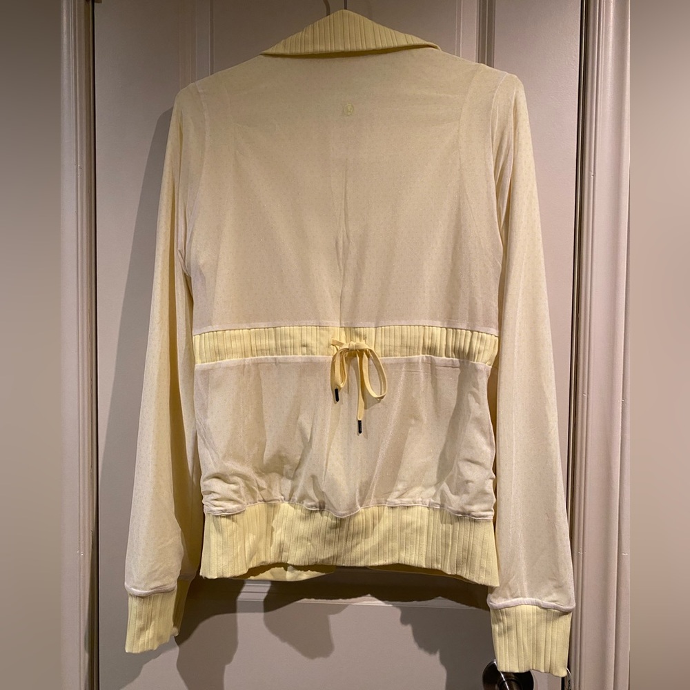 LULULEMON RAJA REVERSIBLE JACKET sz 8 - Picture 3 of 10